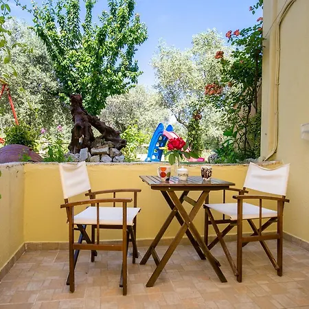 Апартаменты Antheon