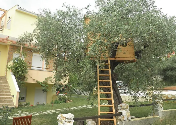 Antheon Chrysi Ammoudia